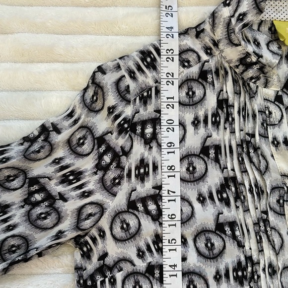 MAEVE by Anthropologie Long Sleeve Button Down Blouse Black and White Size 6 - Picture 9 of 10